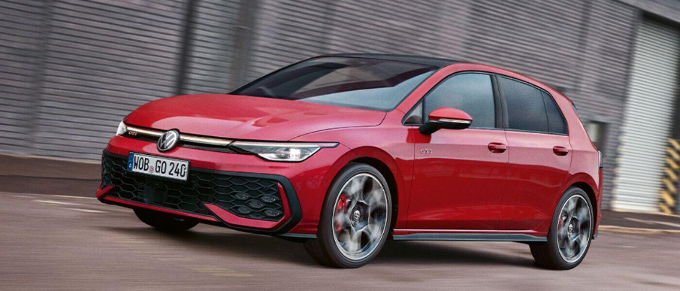 Volkswagen Golf GTI भारत में लॉन्च: कीमत ₹53 लाख, फीचर्स, परफॉर्मेंस और बुकिंग डिटेल्स