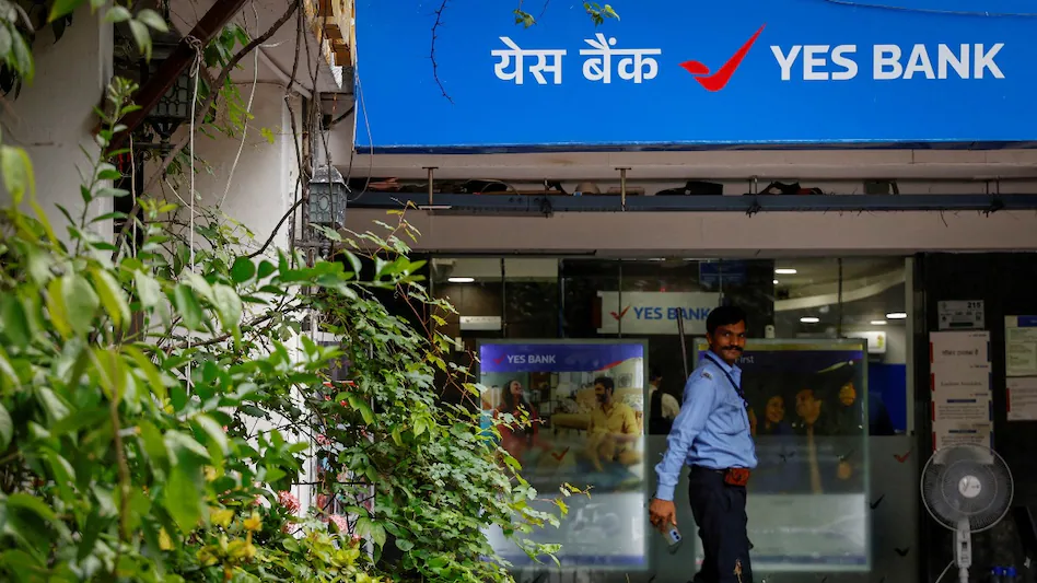 YES Bank 16000 करोड़ पूंजी जुटाव की योजना जानिए शेयर बाजार पर असर और पूरी जानकारी